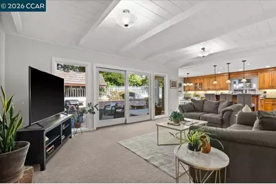 114 Combs Ln, Vallejo, CA 94590 - Photo 16