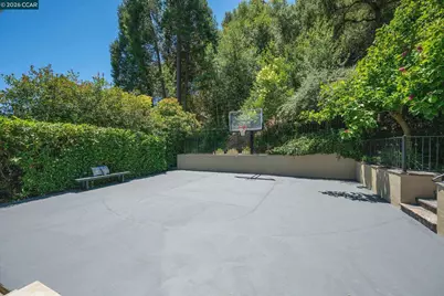 94 Devin Drive, Moraga, CA 94556 - Photo 30