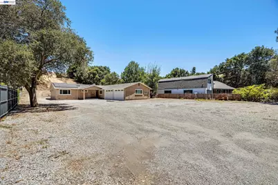 6344 Paloverde Rd, Castro Valley, CA 94552 - Photo 14