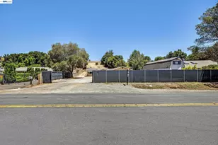 6344 Palo Verde Rd, Castro Valley, CA 94552 - Photo 6