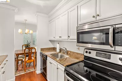 551 Jean St #309, Oakland, CA 94610 - Photo 14