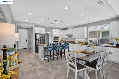 1589 Friendly, Manteca, CA 95337 - Photo 8