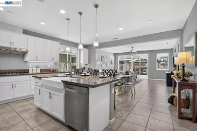 1589 Friendly, Manteca, CA 95337 - Photo 6