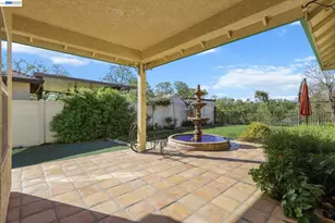 2110 Cadjew St, Redding, CA 96003 - Photo 26