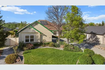 2110 Cadjew St, Redding, CA 96003 - Photo 58