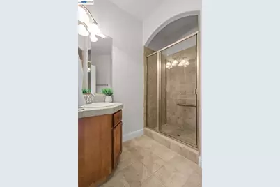 2110 Cadjew St, Redding, CA 96003 - Photo 44