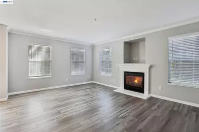 2159 Walsingham Ct #62, Tracy, CA 95376 - Photo 2