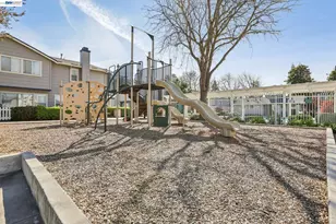 2159 Walsingham Ct, Tracy, CA 95376 - Photo 36