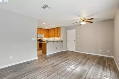 2159 Walsingham Ct #62, Tracy, CA 95376 - Photo 6
