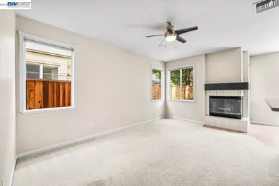 2042 Dahlia Cmn, Livermore, CA 94551 - Photo 16