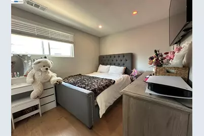 1220 Esser Ave, San Leandro, CA 94579 - Photo 16