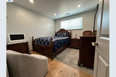 1220 Esser Ave, San Leandro, CA 94579 - Photo 14