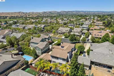 2962 Picholine Ct, Livermore, CA 94550 - Photo 10
