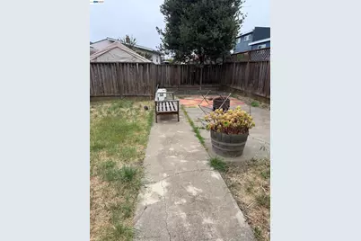 3227 Galindo St, Oakland, CA 94601 - Photo 18