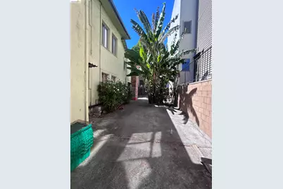 4035 Howe St, Oakland, CA 94611 - Photo 6