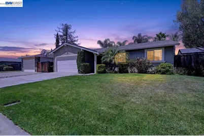 118 Diamond Dr, Livermore, CA 94550 - Photo 2