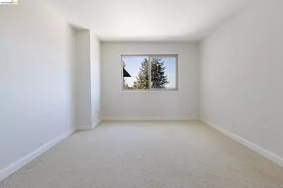 5025 Woodminster Ln #304, Oakland, CA 94602 - Photo 12
