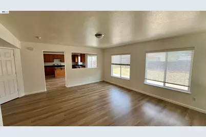 2249 Chamberlain St, Stockton, CA 95212 - Photo 8