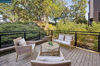 25 Woodbury Highlands Ct #21, Lafayette, CA 94549 - Photo 24
