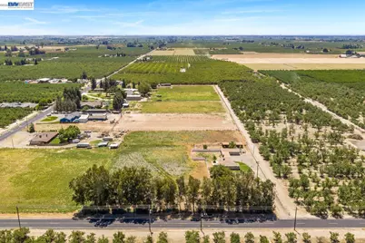 10818 E. Whitmore Avenue, Hughson, CA 95326 - Photo 24