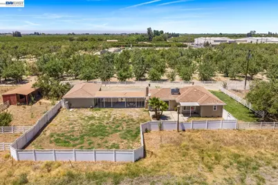 10818 E. Whitmore Avenue, Hughson, CA 95326 - Photo 20