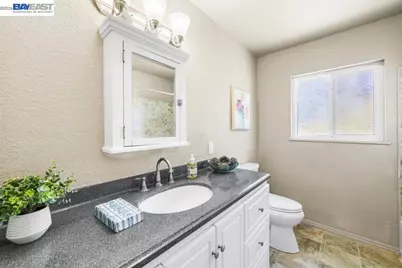 10818 E. Whitmore Avenue, Hughson, CA 95326 - Photo 10