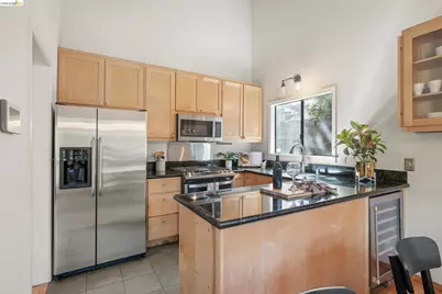 6600 Heather Ridge Way, Oakland, CA 94611 - Photo 22