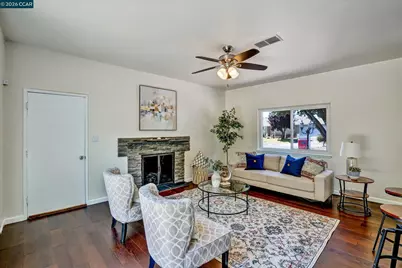 1607 Lynwood Dr, Concord, CA 94521 - Photo 6