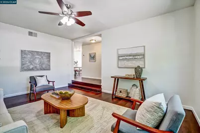 1607 Lynwood Dr, Concord, CA 94521 - Photo 12
