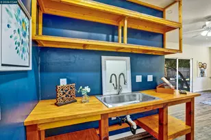 1607 Lynwood Dr, Concord, CA 94521 - Photo 30