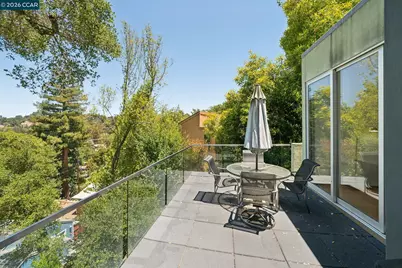 34 Underhill Rd, Orinda, CA 94563 - Photo 32