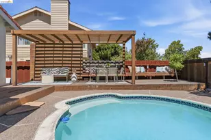 2137 Pheasant Dr, Hercules, CA 94547 - Photo 70
