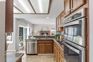 2137 Pheasant Dr, Hercules, CA 94547 - Photo 34