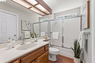 2137 Pheasant Dr, Hercules, CA 94547 - Photo 60