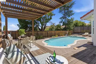 2137 Pheasant Dr, Hercules, CA 94547 - Photo 74