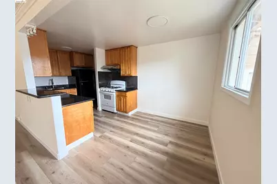787 34th St, Richmond, CA 94805 - Photo 8