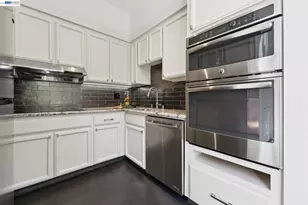 200 Lakeside Dr, Oakland, CA 94612 - Photo 22