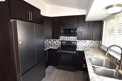 5551 Guadalupe Ct, Concord, CA 94521 - Photo 2