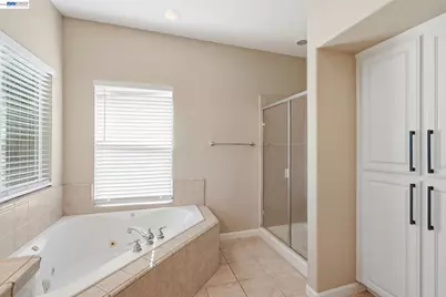1532 Sophie Ln, Escalon, CA 95320 - Photo 28