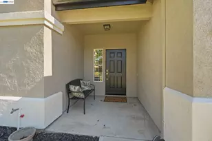 1532 Sophie Ln, Escalon, CA 95320 - Photo 2