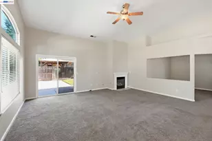 1532 Sophie Ln, Escalon, CA 95320 - Photo 6