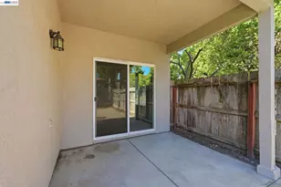 1532 Sophie Ln, Escalon, CA 95320 - Photo 36