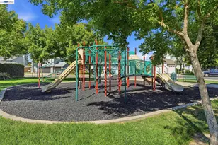 1532 Sophie Ln, Escalon, CA 95320 - Photo 40