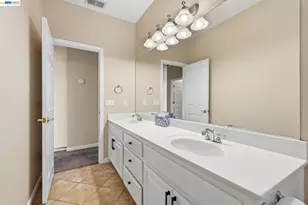 1532 Sophie Ln, Escalon, CA 95320 - Photo 36