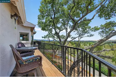 715 Castle Rock Rd, Walnut Creek, CA 94598 - Photo 54