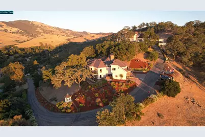715 Castle Rock Rd, Walnut Creek, CA 94598 - Photo 62