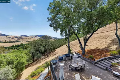 715 Castle Rock Rd, Walnut Creek, CA 94598 - Photo 60