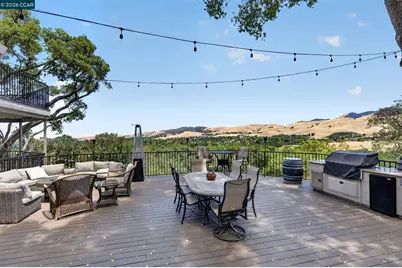 715 Castle Rock Rd, Walnut Creek, CA 94598 - Photo 46
