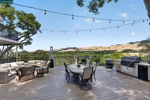 715 Castle Rock Rd, Walnut Creek, CA 94598 - Photo 46