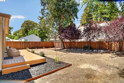212 Babette Ct, Pleasant Hill, CA 94523 - Photo 22